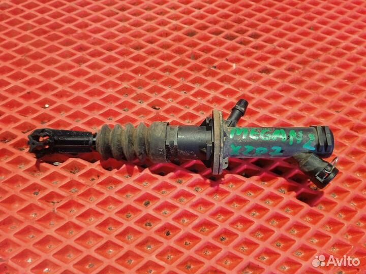 Цилиндр сцепления главный Renault Megane