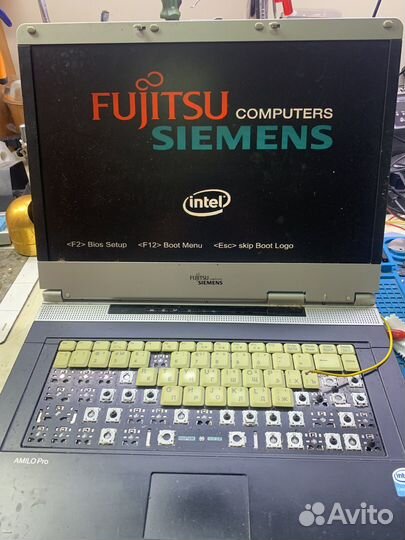 Ноутбук Amilo Pro