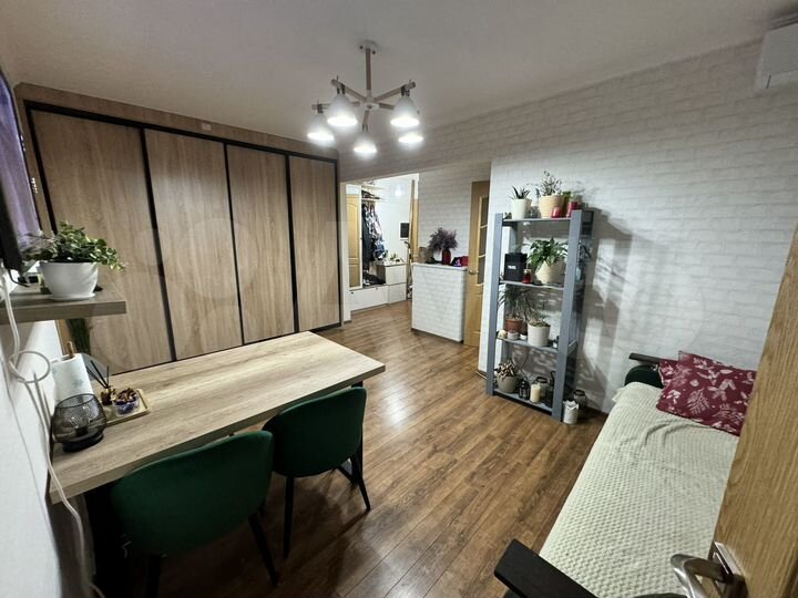 3-к. квартира, 42 м², 1/2 эт.