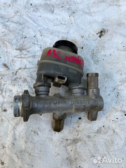 Цилиндр тормозной главный Nissan Maxima (A32) IV