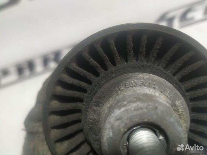 Ролик натяжителя Audi A6 С6 CCE 2004—2008