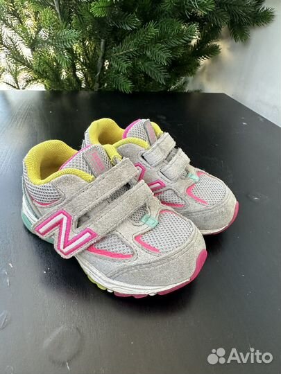 Кроссовки new balance