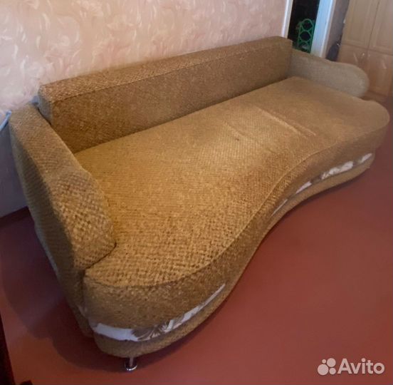 Диван