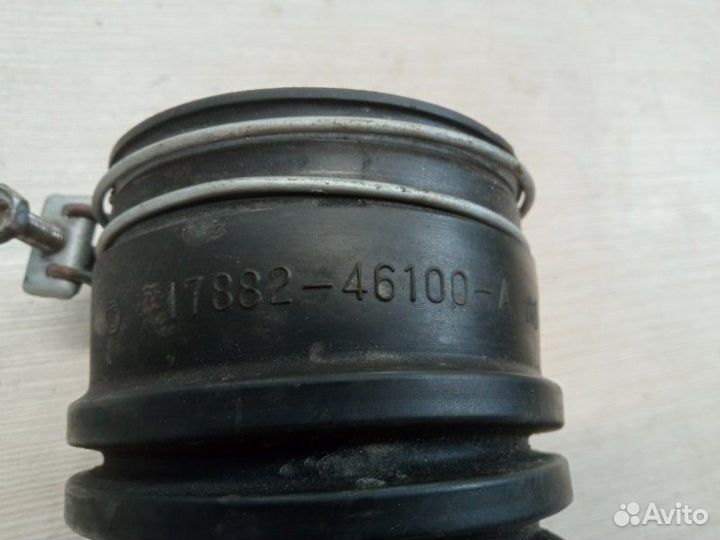 Патрубок воздушного фильтра Toyota Aristo 161 2JZ