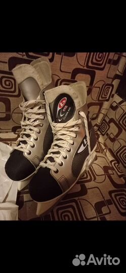 Коньки хоккейные 45 размер