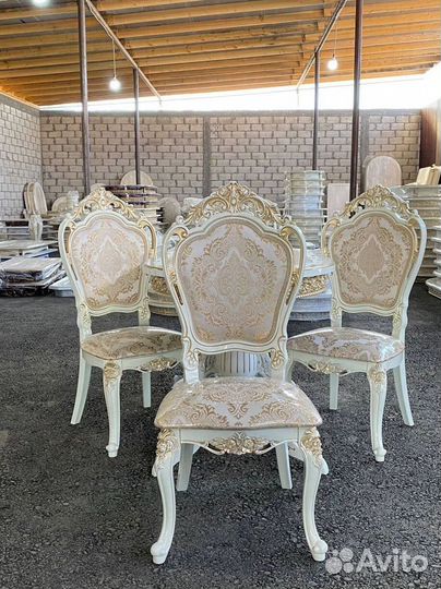 Стол для кухни. В наличии