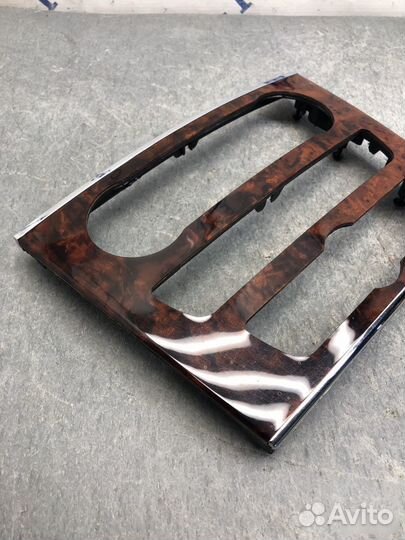 Накладка консоли Mercedes M W164