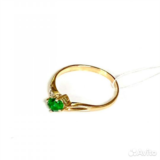 Золотое кольцо с хризолитом