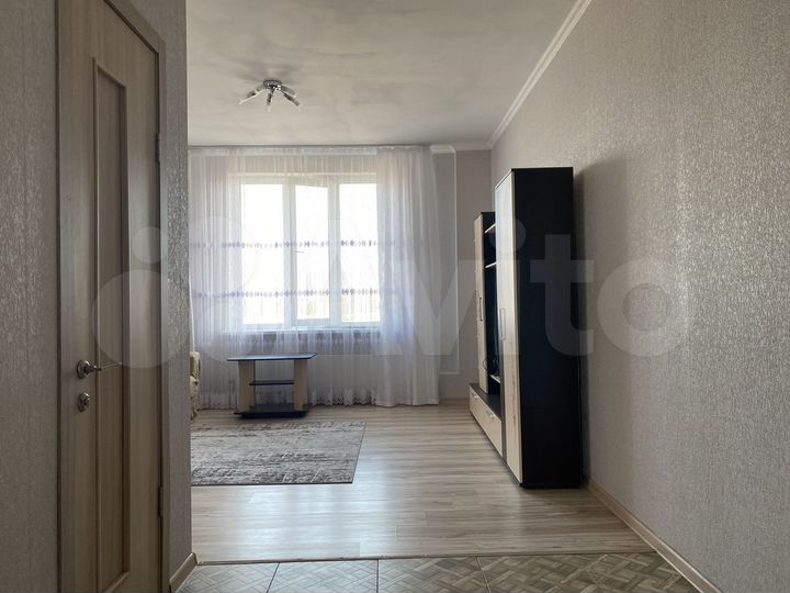 2-к. квартира, 58 м², 8/19 эт.