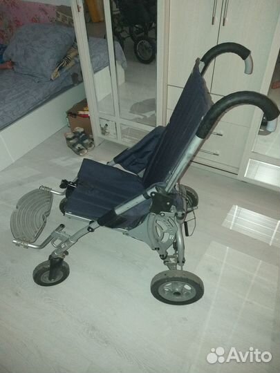 Детская инвалидная коляска