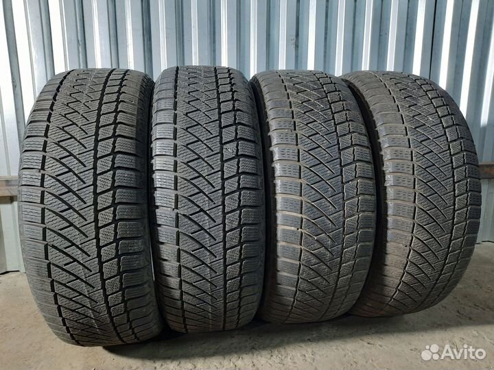 Continental ContiVikingContact 6 225/55 R17