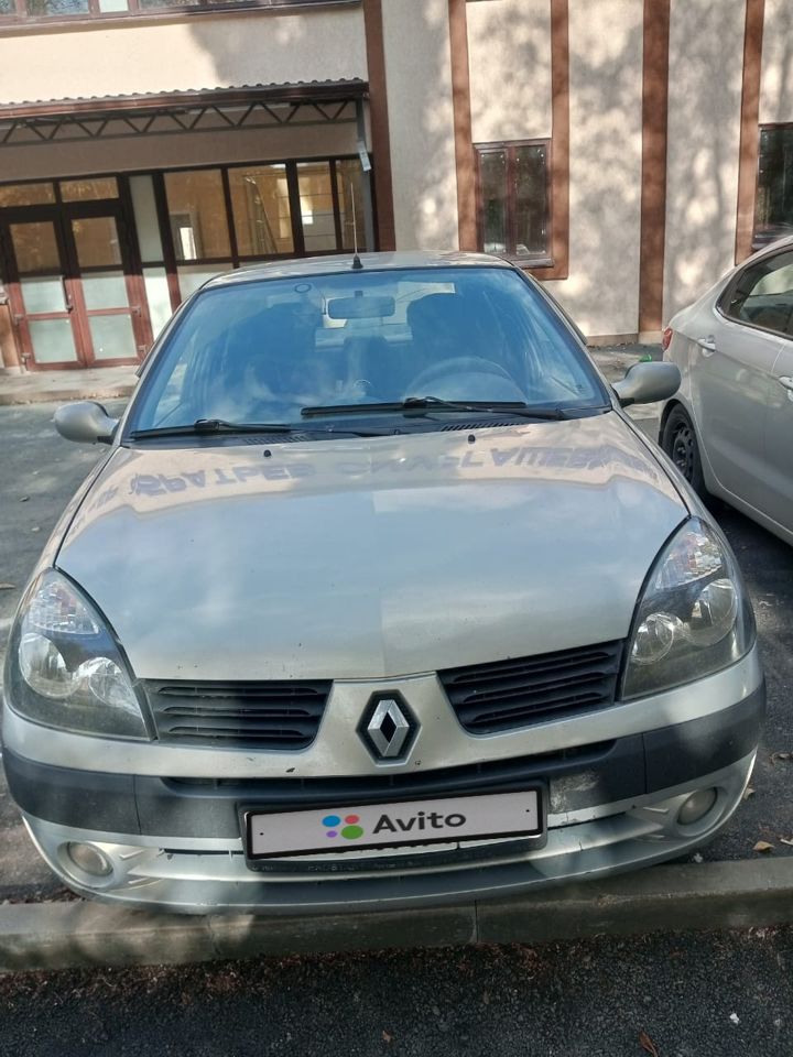 Renault Symbol: фото владельца