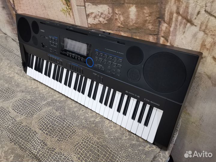 Синтезатор Casio 6000