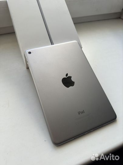 iPad mini 4 32гб