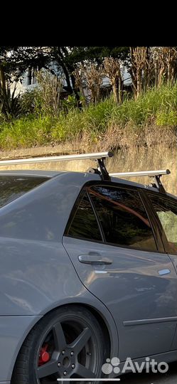 Рейлинги на крышу универсальные