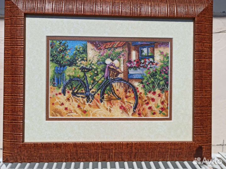Готовая вышивка крестом, картина