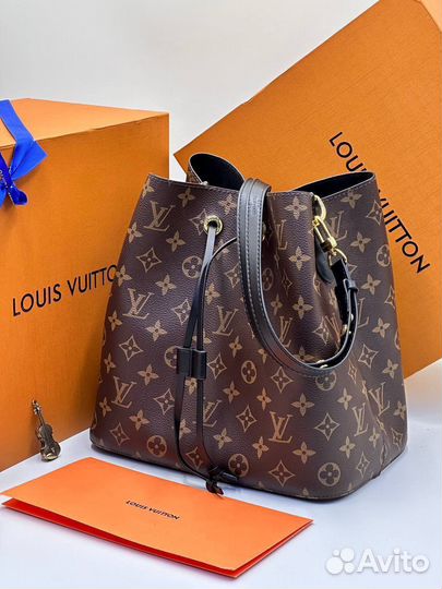 Сумка Louis Vuitton