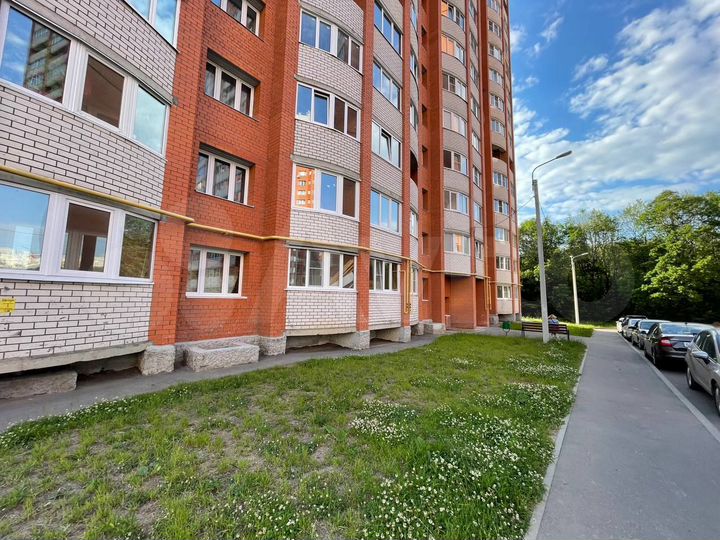 2-к. квартира, 60 м², 12/17 эт.