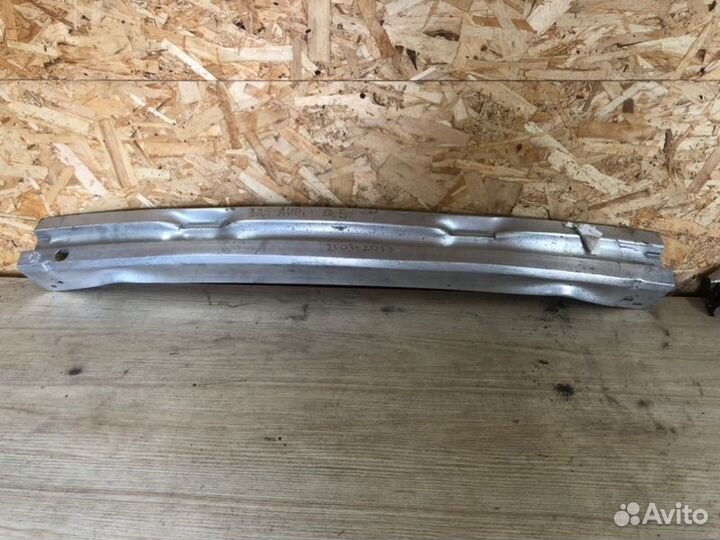 Усилитель бампера задний Audi Q7 4M