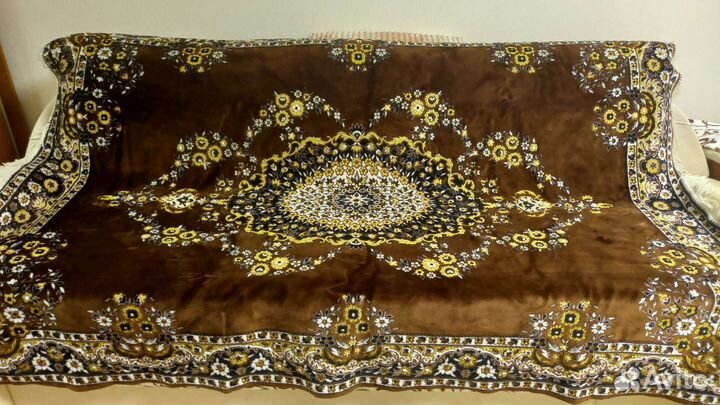 Плед и накидки на кресло