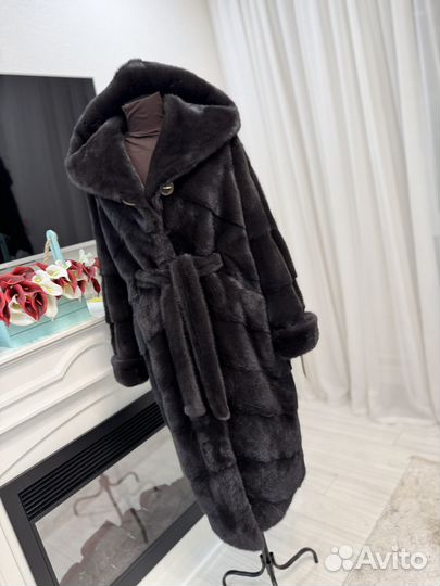 Шуба норковая с капюшоном кимоно 54-56