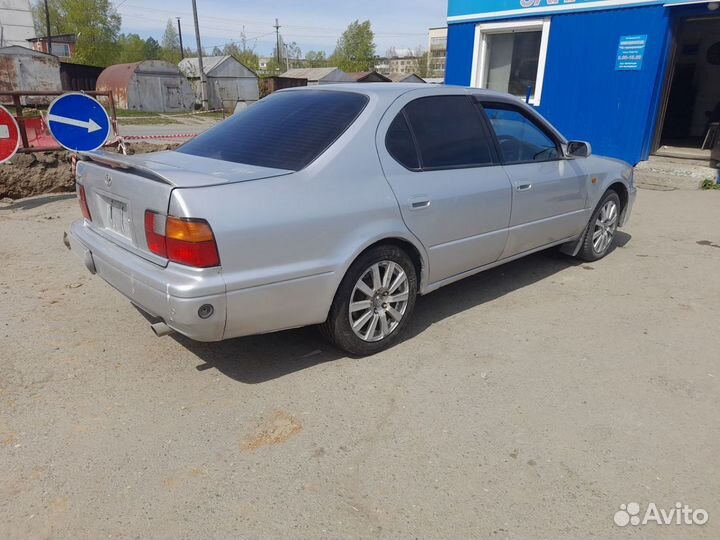 Toyota Camry 1.8 AT, 1997, 290 000 км