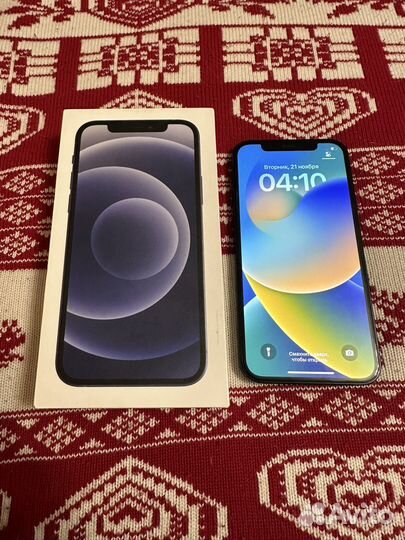 iPhone 12, 64 ГБ
