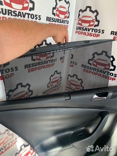 Обшивка боковой двери задняя левая Vw Passat B6