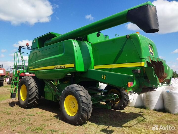 Комбайн John Deere W Series, 2011