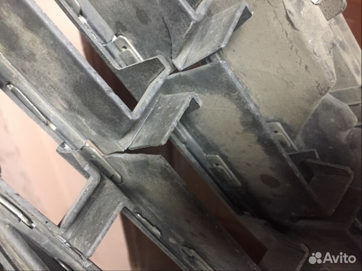 Решетка есть трещины Volvo XC60