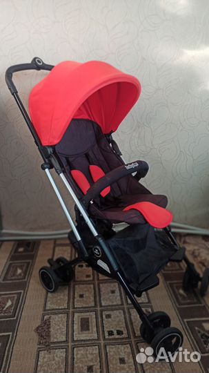 Прогулочная коляска babyton