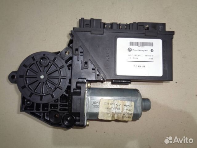 Моторчик стеклоподъемника volkswagen 7L зад лево