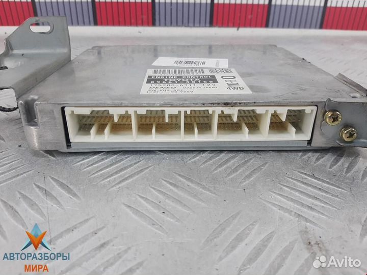 Блок управления двигателем Lexus RX 2000