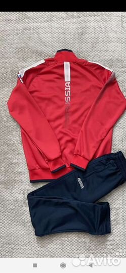 Спортивные костюмы 