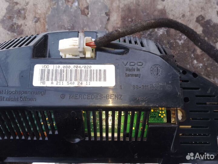 Панель приборов Mercedes w211