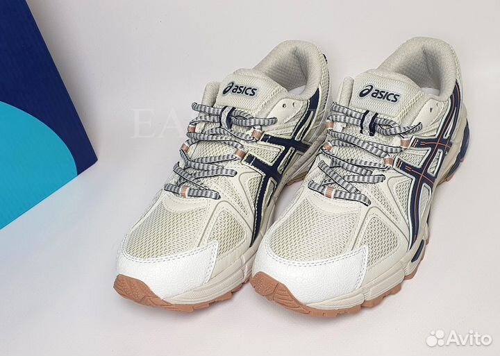 Asics Gel Kahana 8 белые