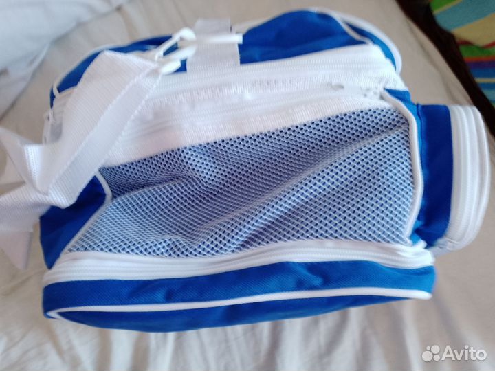 Термо сумка,с набором посуды и приемником