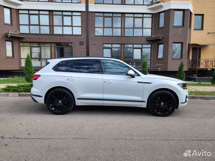 Volkswagen Touareg 3.0 AT, 2021, 30 000 км