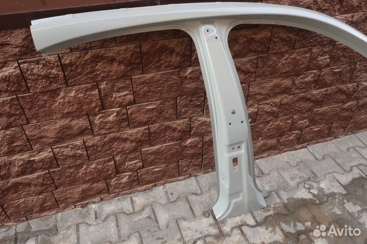 Боковина правая Skoda Rapid