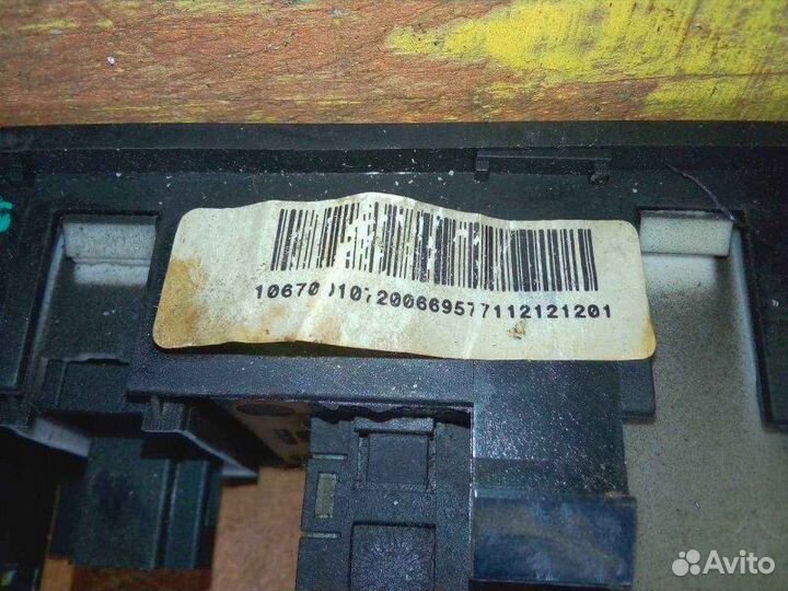 Блок кнопок Geely Emgrand Ec7 1.5 2013