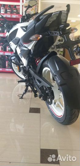 Мотоцикл Bajaj Pulsar 200 NS (В наличии)