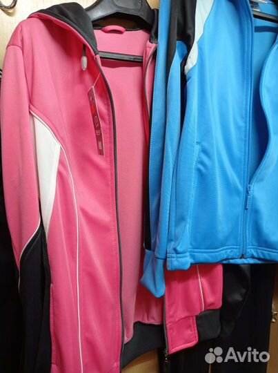 Спортивный костюм женский