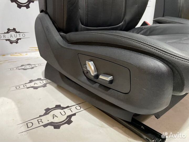 Передние Сидения Bmw 530D G30 B57D30A 2017