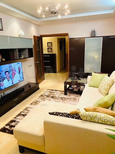 2-к. квартира, 64 м², 8/9 эт.