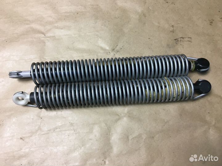 Пружина амортизатор багажника BMW 5 F10 09-17