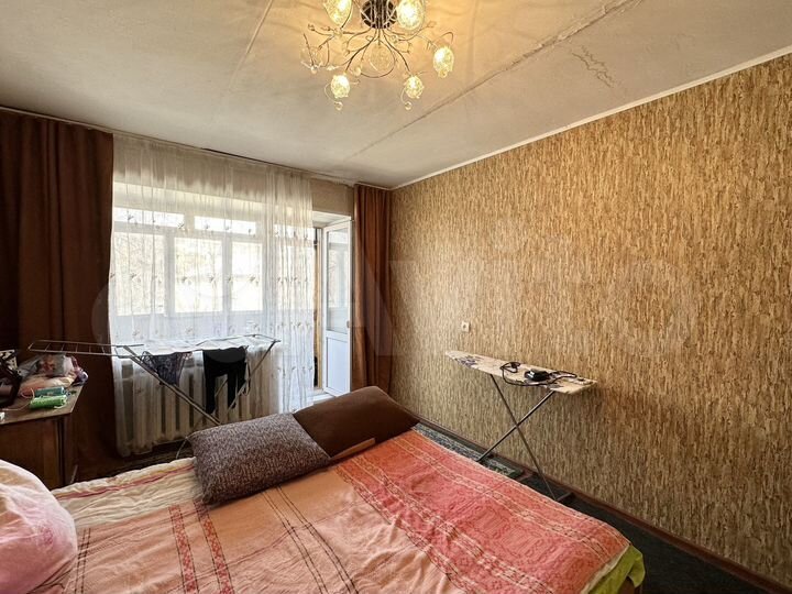 2-к. квартира, 50 м², 3/6 эт.