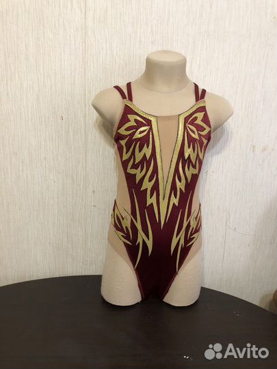 Пошив купальников для синхронного плавания