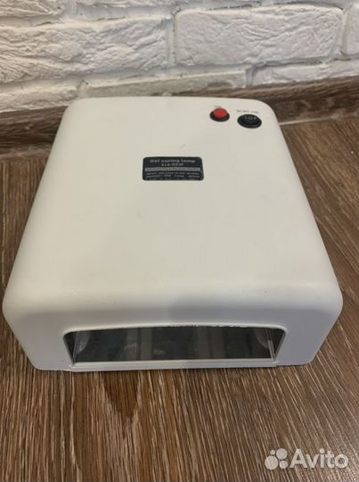 Лампа для ногтей