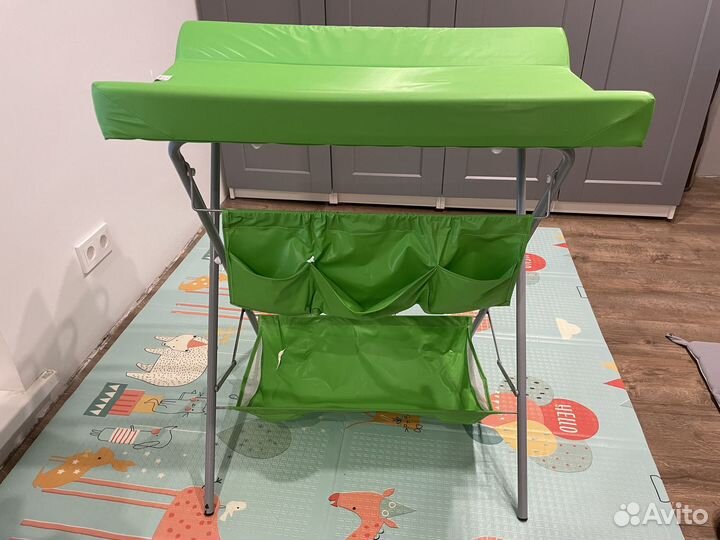 Пеленальный столик