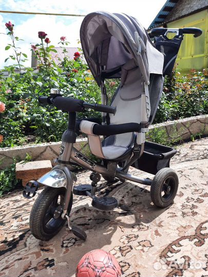 Велосипед с родительской ручкой